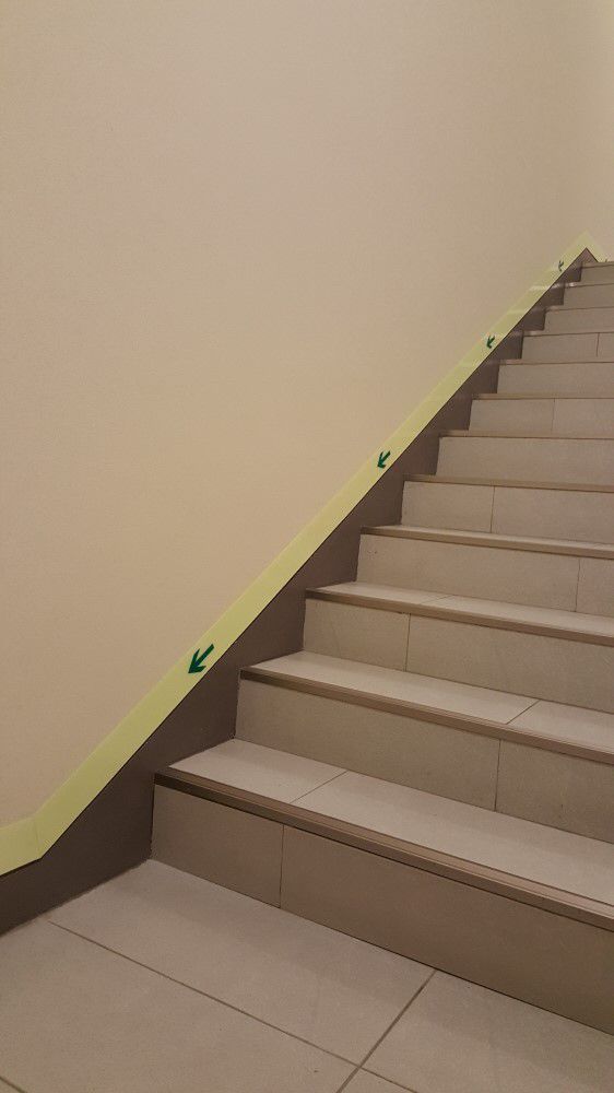 비상계단 유도표지